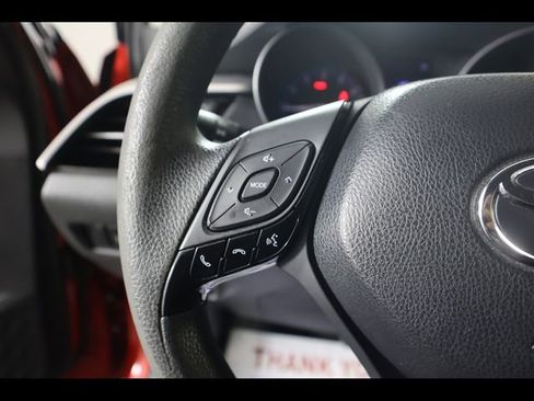 Used 2020 Toyota C-HR LE FWD image 20