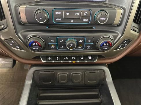 Used 2018 Chevrolet Silverado 2500 High Country w/ Duramax Plus Package image 45