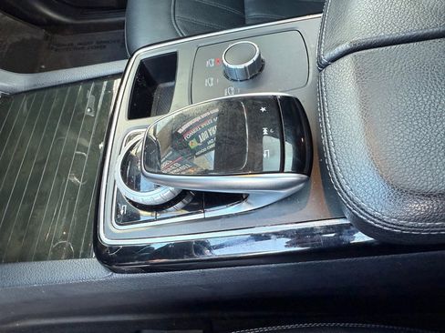 Used 2018 Mercedes-Benz GLE 350 image 18