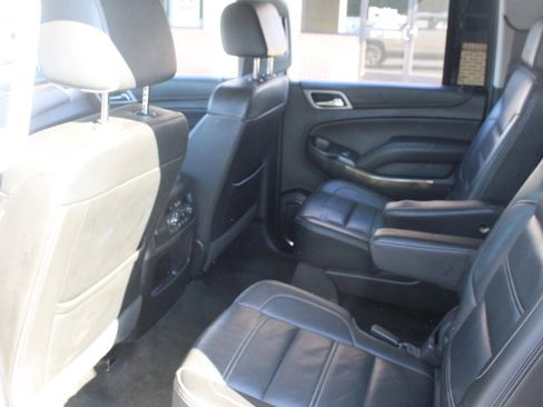 Used 2017 GMC Yukon XL Denali w/ Open Road Package AWD/4WD image 26