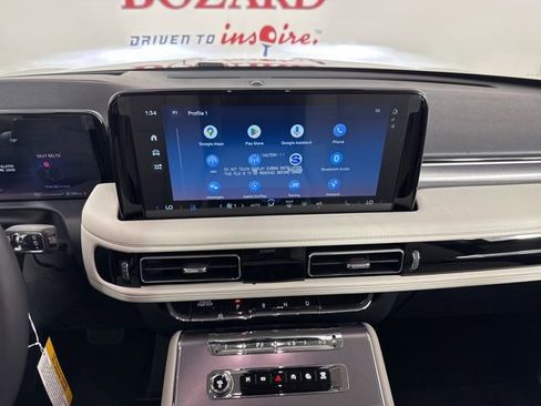 New 2026 Lincoln Aviator 2WD image 11