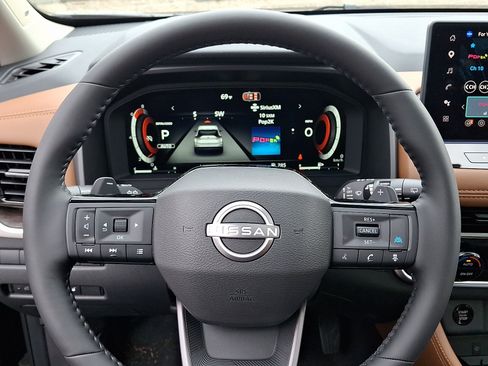 New 2026 Nissan Rogue Platinum AWD/4WD image 16