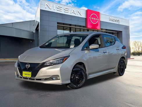 Used 2024 Nissan Leaf SV Plus image 1