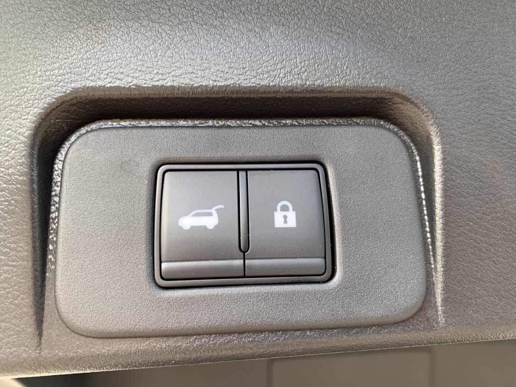 Used 2023 Nissan Rogue SV w/ SV Premium B Package FWD image 8