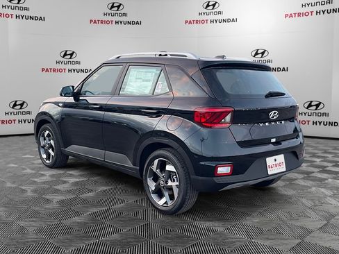 New 2026 Hyundai Venue SEL image 5