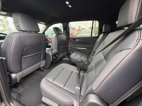 New 2026 Chevrolet Traverse Z71 w/ Enhanced Driving Package AWD/4WD image 14
