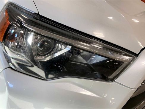 Used 2019 Toyota 4Runner Limited image 26