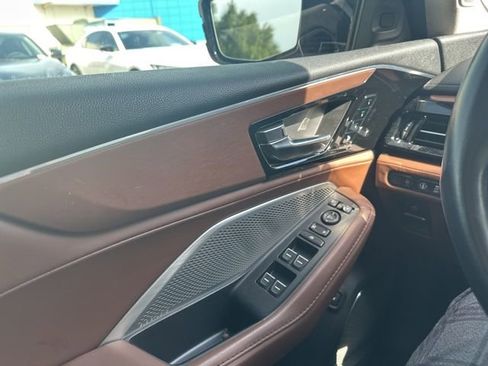 Used 2022 Acura MDX FWD w/ Technology Package image 5