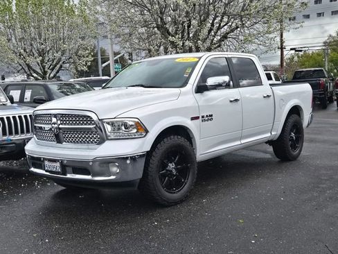 Used 2017 RAM 1500 Laramie w/ Convenience Group image 8