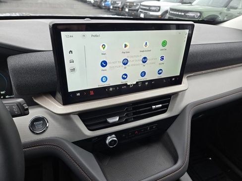 New 2026 Ford Explorer Active w/ Active Comfort Package image 8