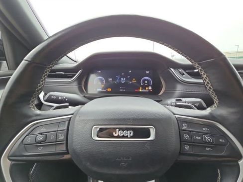 Used 2022 Jeep Grand Cherokee Altitude image 25