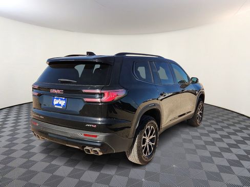 Used 2024 GMC Acadia AT4 w/ Luxury Package image 4