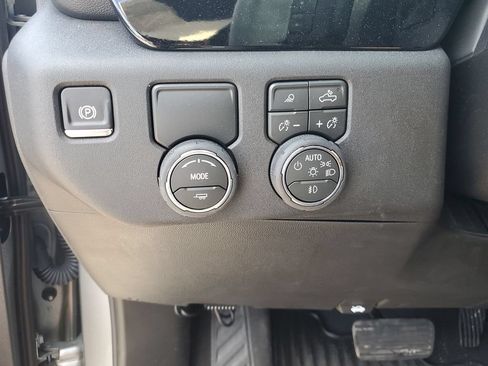 Used 2026 Chevrolet Silverado 1500 LTZ RWD image 24