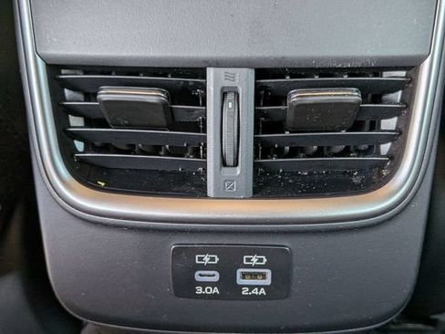 Used 2025 Subaru Legacy Premium AWD/4WD image 28
