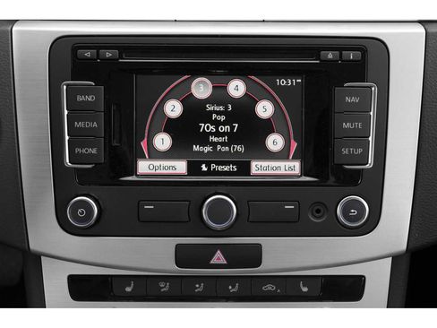 Used 2015 Volkswagen CC R-Line image 10