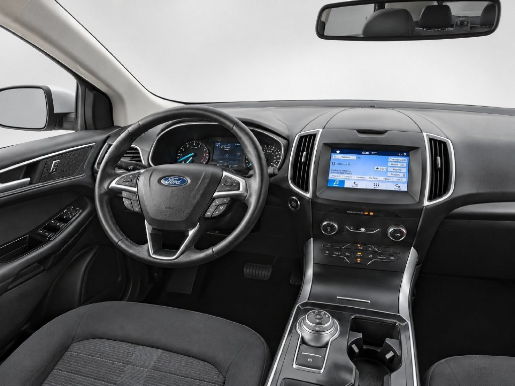 Used 2019 Ford Edge SEL AWD/4WD image 33