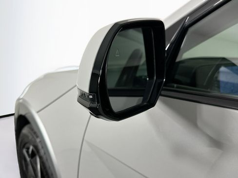 Used 2024 Hyundai Ioniq 5 Limited RWD image 16