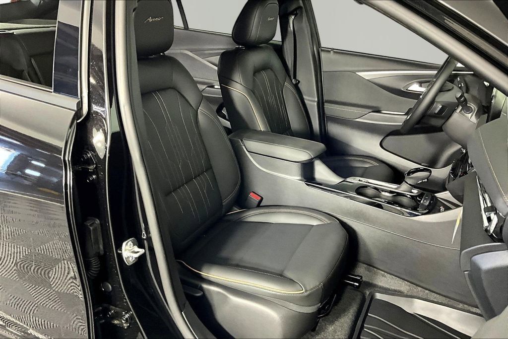 New 2026 Buick Envista Avenir FWD image 12