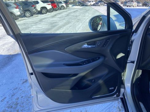 Used 2019 Buick Envision Premium w/ Driver Confidence Package image 9