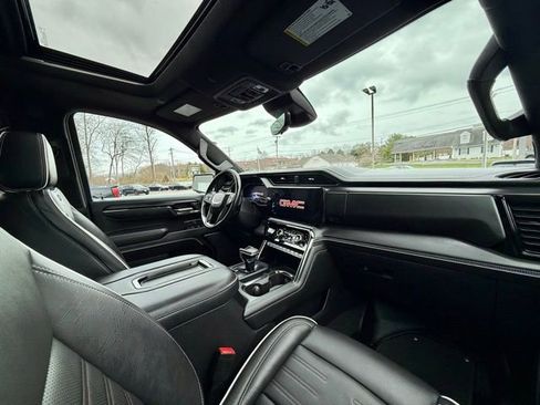 Used 2022 GMC Sierra 1500 AT4X image 26