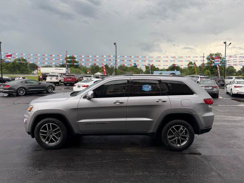 Used 2021 Jeep Grand Cherokee Limited AWD/4WD image 8