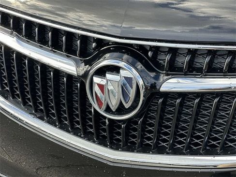 Used 2022 Buick Encore Preferred w/ Safety Package image 28