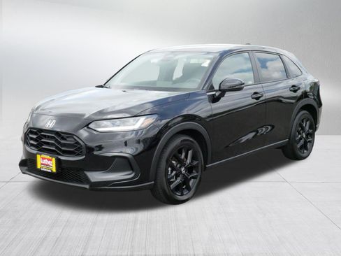Certified 2024 Honda HR-V Sport image 3