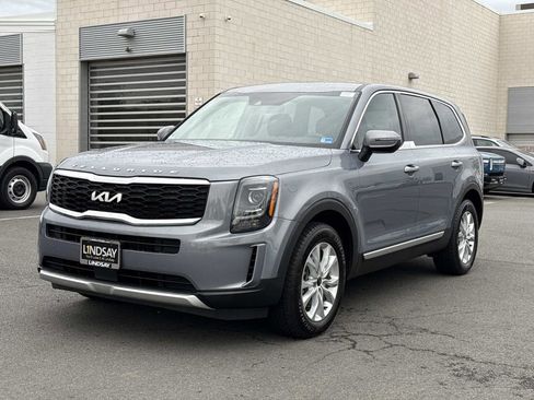 Used 2022 Kia Telluride LX AWD/4WD image 6