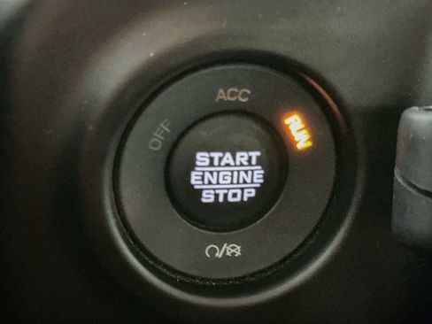 Used 2021 Jeep Wrangler Unlimited Sport AWD/4WD image 19