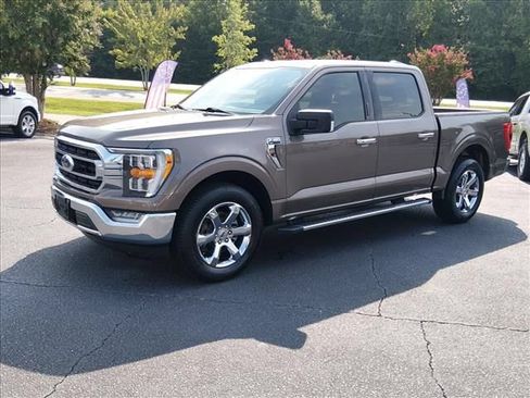 Used 2022 Ford F150 XLT w/ Equipment Group 302A High RWD image 8