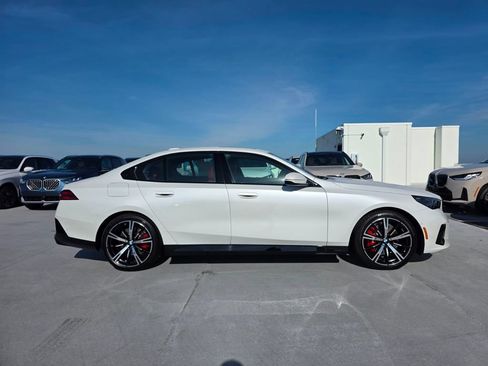 New 2027 BMW 530i w/ M Sport Package RWD image 3
