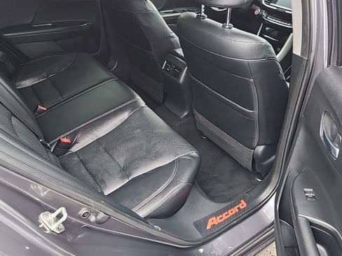 Used 2017 Honda Accord EX-L image 8