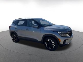 Used 2025 Kia Seltos S video 2