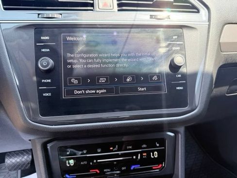 Used 2023 Volkswagen Tiguan SE FWD image 13