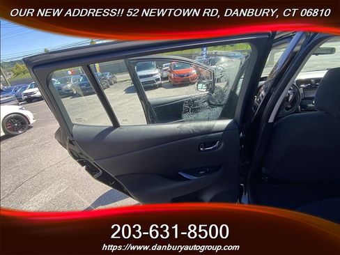 Used 2017 Nissan Leaf SV w/ Premium Package FWD image 20