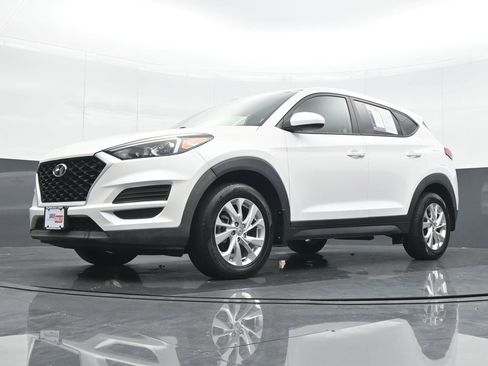 Used 2021 Hyundai Tucson SE image 16