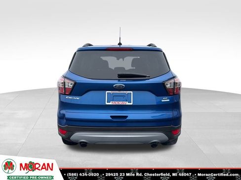 Used 2017 Ford Escape SE w/ Equipment Group 201A image 4