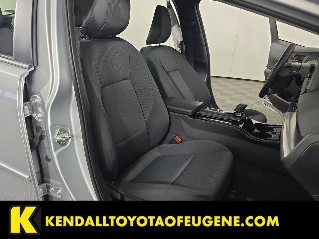 Used 2024 Toyota Prius LE AWD/4WD image 27