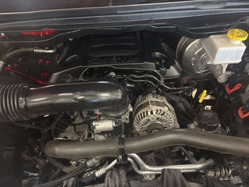 Used 2022 RAM 1500 Laramie w/ Sport Appearance Package AWD/4WD image 44