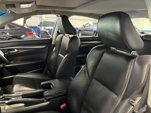 Used 2013 Acura TL w/ Technology Package FWD image 23