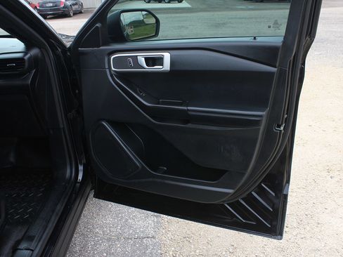 Used 2022 Ford Explorer 4WD Police Interceptor w/ Ultimate Wiring Package image 29
