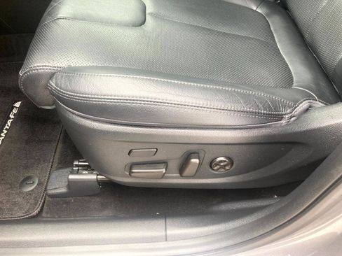 Used 2020 Hyundai Santa Fe Limited FWD image 16