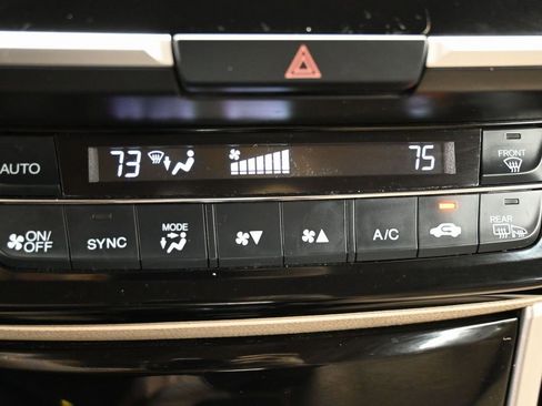 Used 2016 Honda Accord EX-L image 28