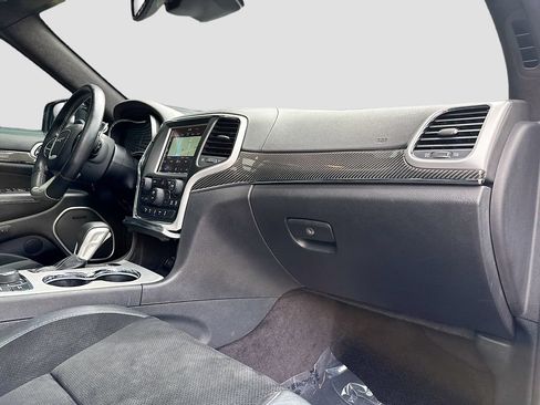 Used 2018 Jeep Grand Cherokee SRT AWD/4WD image 30