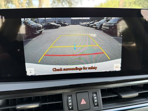 Used 2025 Lexus ES 350 w/ Premium Package FWD image 24