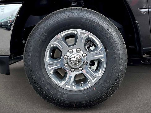 New 2025 RAM 2500 Big Horn image 8