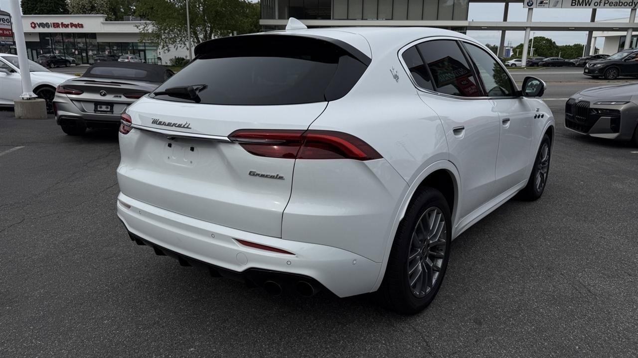 Used 2023 Maserati Grecale GT AWD/4WD image 17