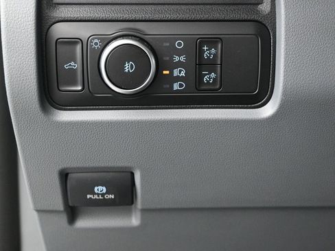 New 2026 Ford F350 XL w/ FX4 Off-Road Package AWD/4WD image 10