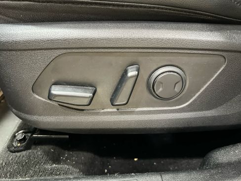 Used 2023 Kia Sportage EX FWD image 13