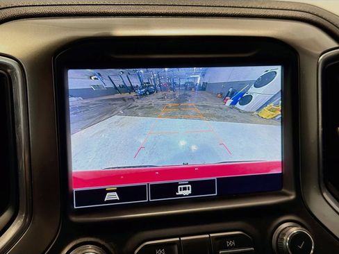 Used 2021 Chevrolet Silverado 1500 RST AWD/4WD image 13